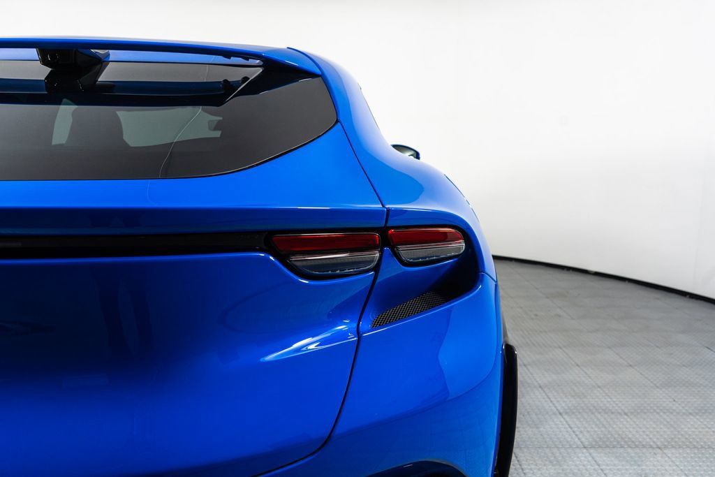 Certified 2025 Ferrari Purosangue Base image 16