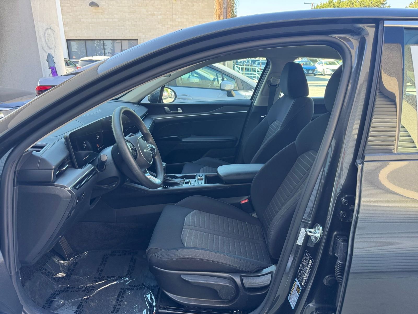 Used 2025 Kia K5 LXS image 27