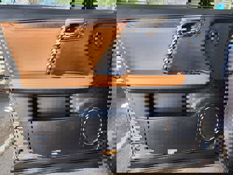 Used 2022 Lexus RX 350L w/ Premium Package image 22