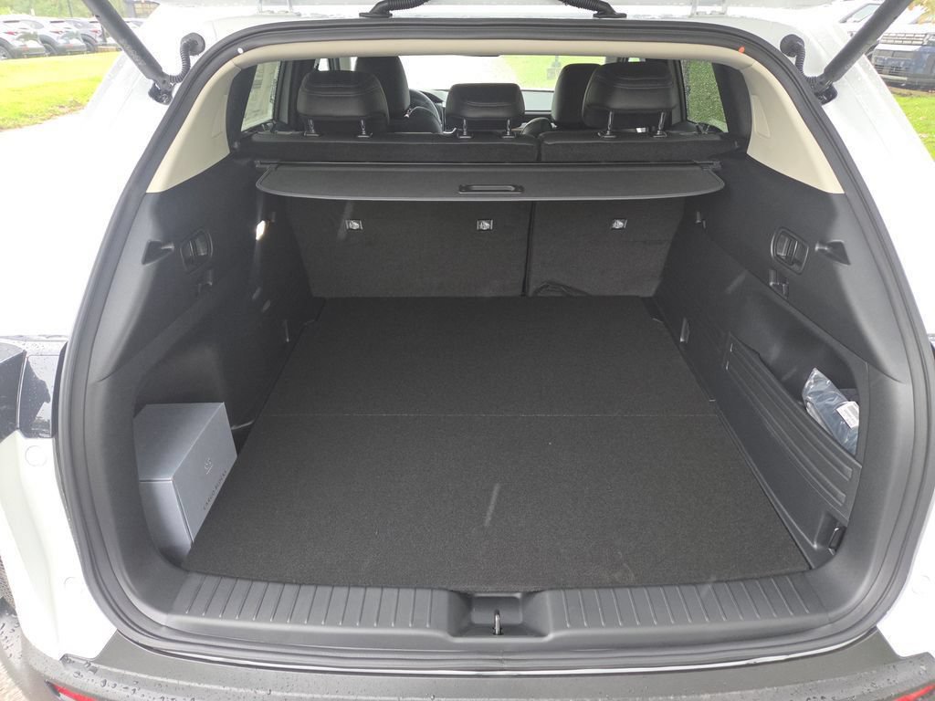 New 2026 MAZDA CX-50 AWD 2.5 Hybrid w/ Cargo Package image 8