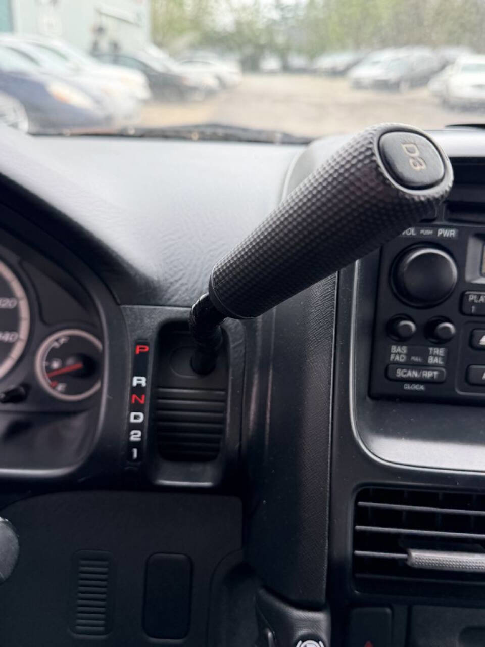 Used 2005 Honda CR-V LX image 18