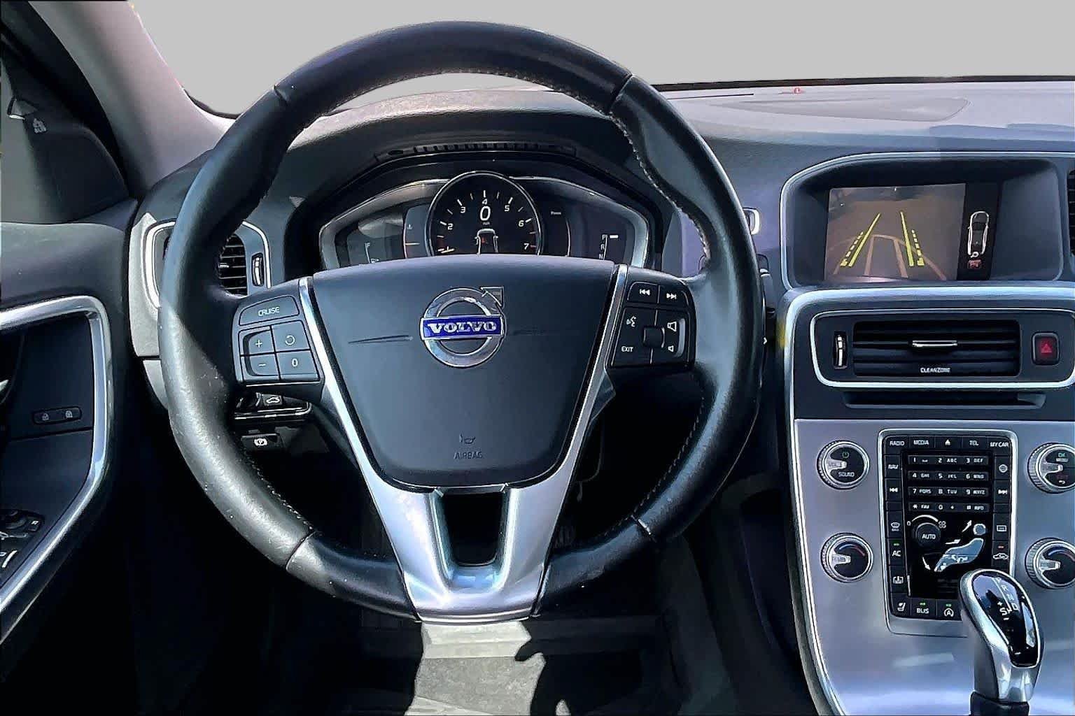 Used 2017 Volvo S60 T5 Inscription FWD image 6