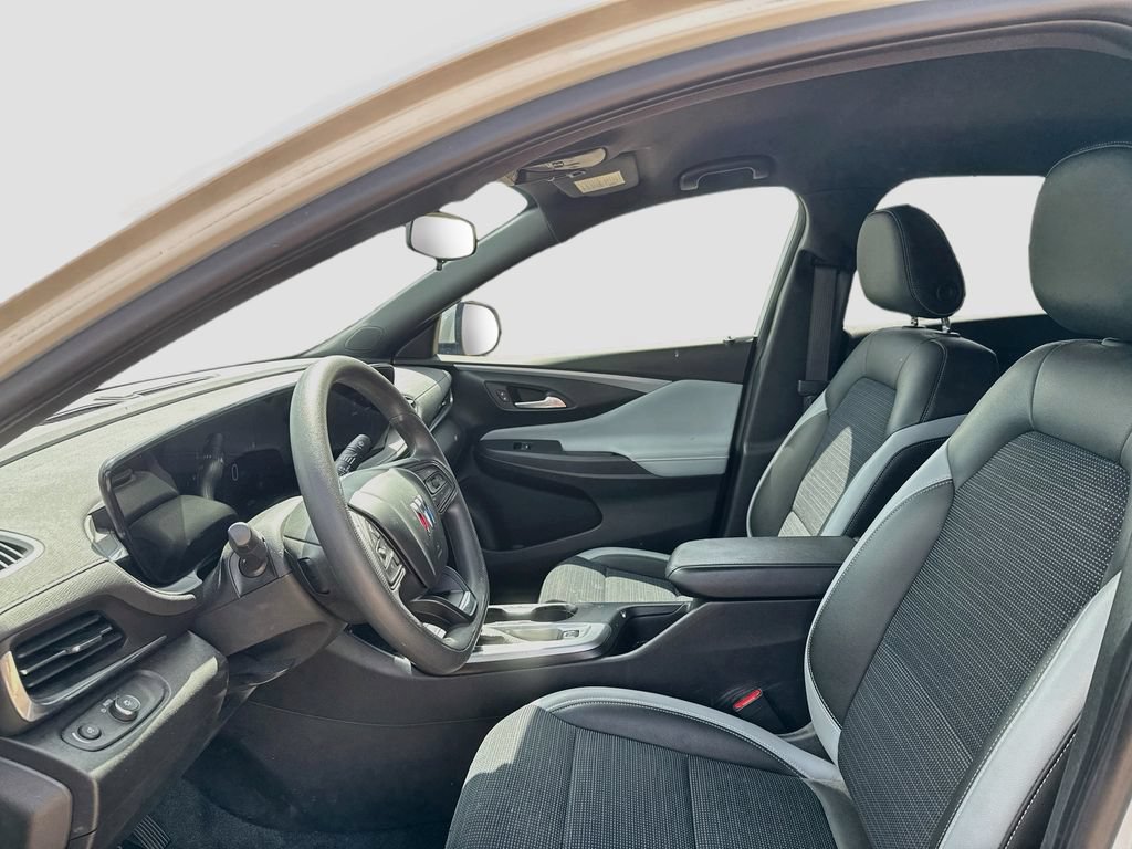 Used 2024 Buick Envista Sport Touring w/ Convenience II Package FWD image 10