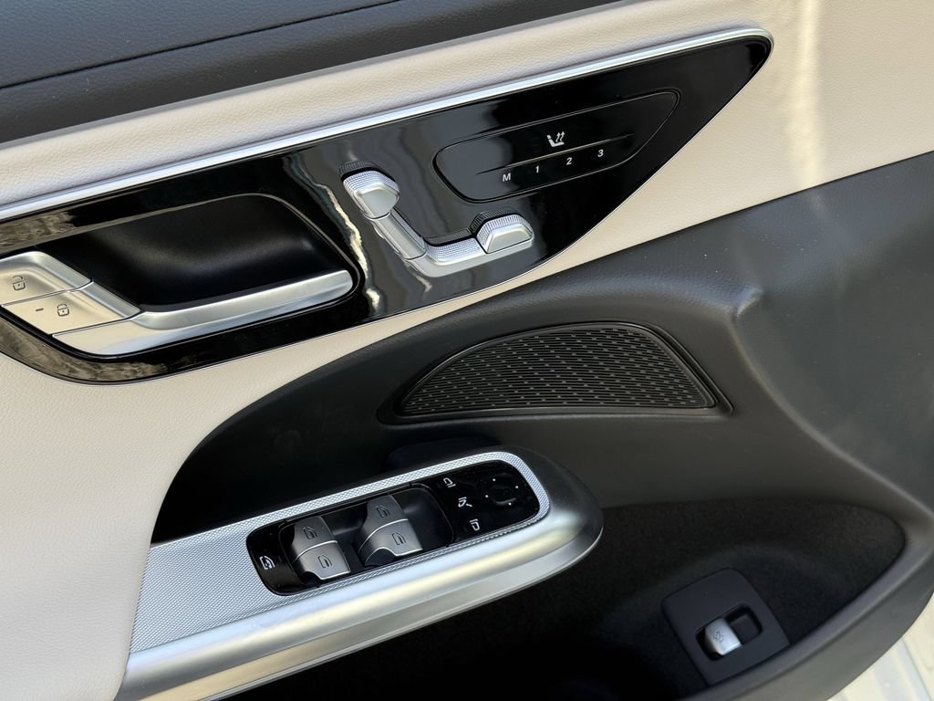 New 2026 Mercedes-Benz E 350 4MATIC Sedan image 15