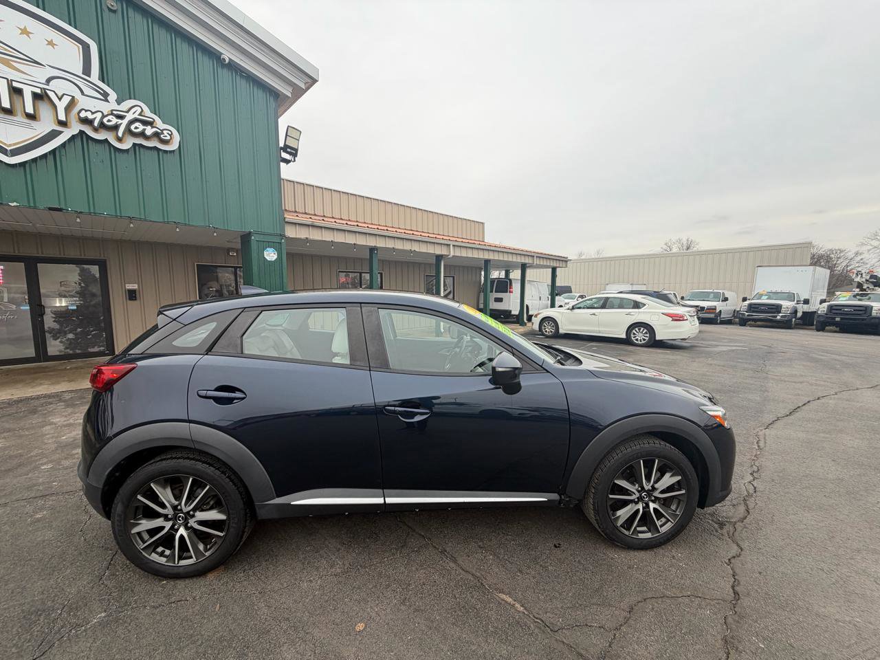 Used 2017 MAZDA CX-3 Grand Touring image 2