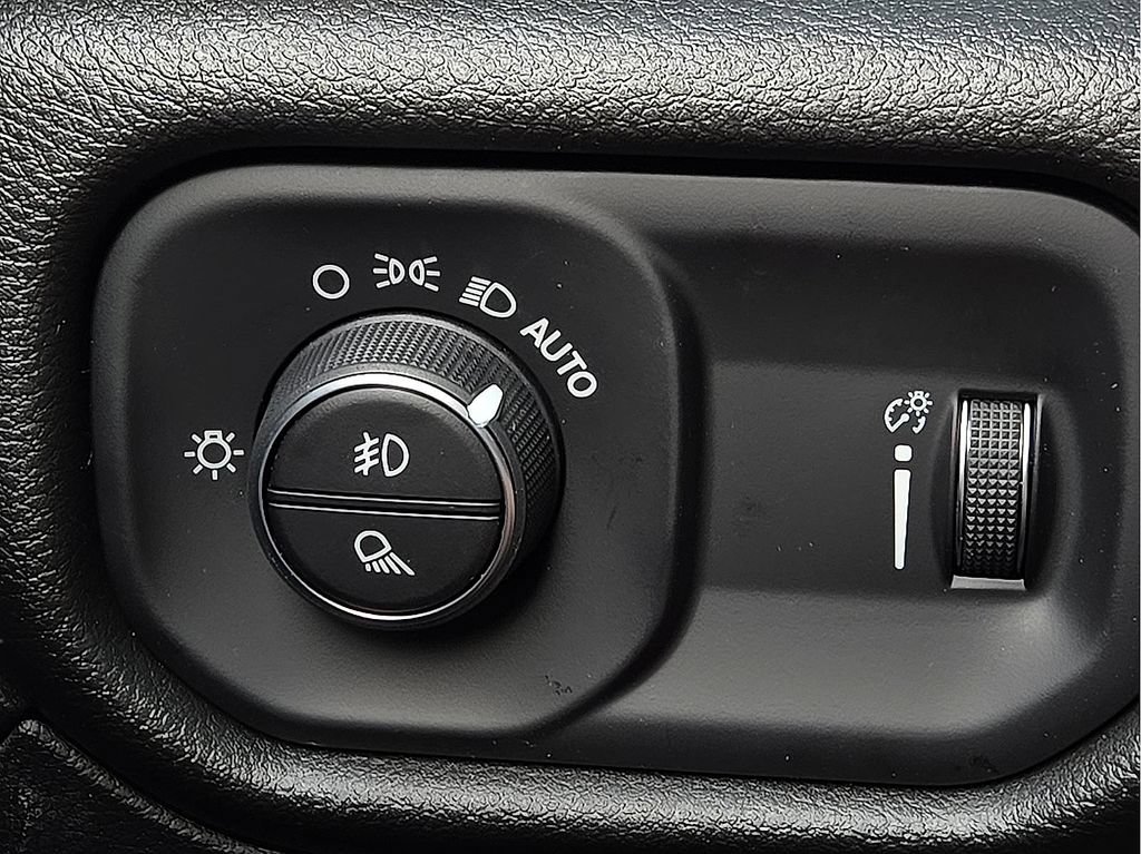 New 2026 RAM 1500 Classic Warlock AWD/4WD image 17