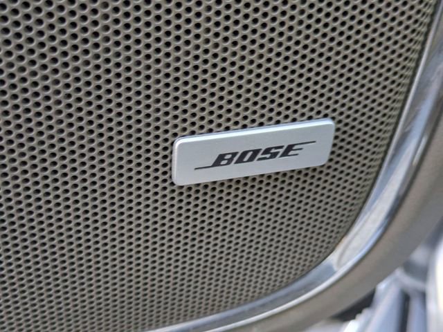 Used 2017 GMC Yukon SLT w/ Premium Edition image 12