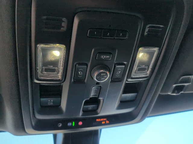 Used 2022 Chevrolet Tahoe High Country AWD/4WD image 40