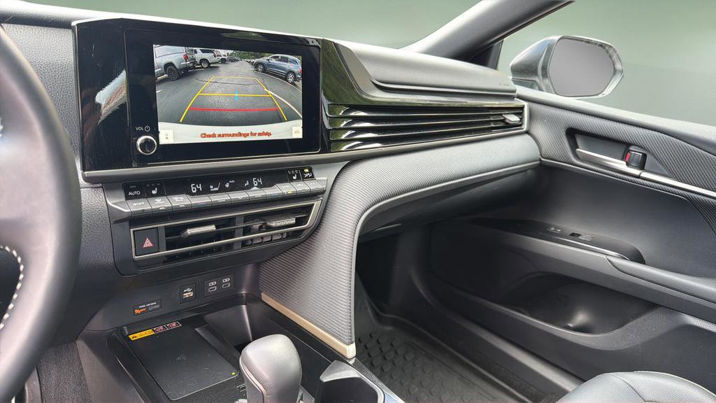 Used 2026 Toyota Camry SE w/ Convenience Package FWD image 28