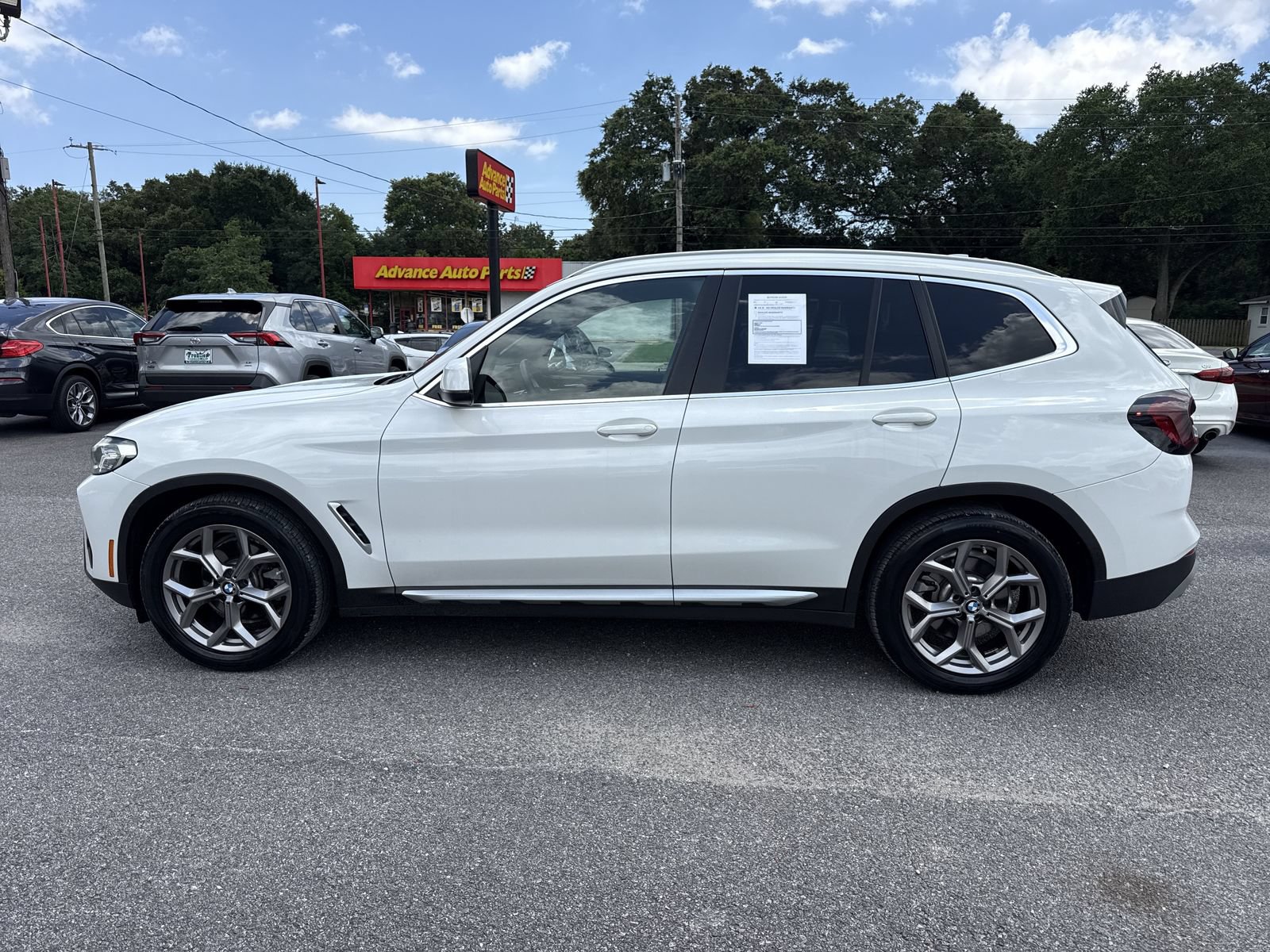 Used 2022 BMW X3 sDrive30i w/ Premium Package 2 RWD image 2