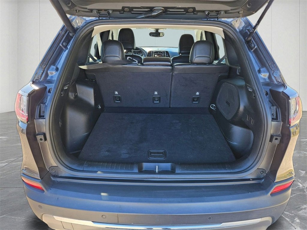 Used 2019 Jeep Cherokee Limited image 26