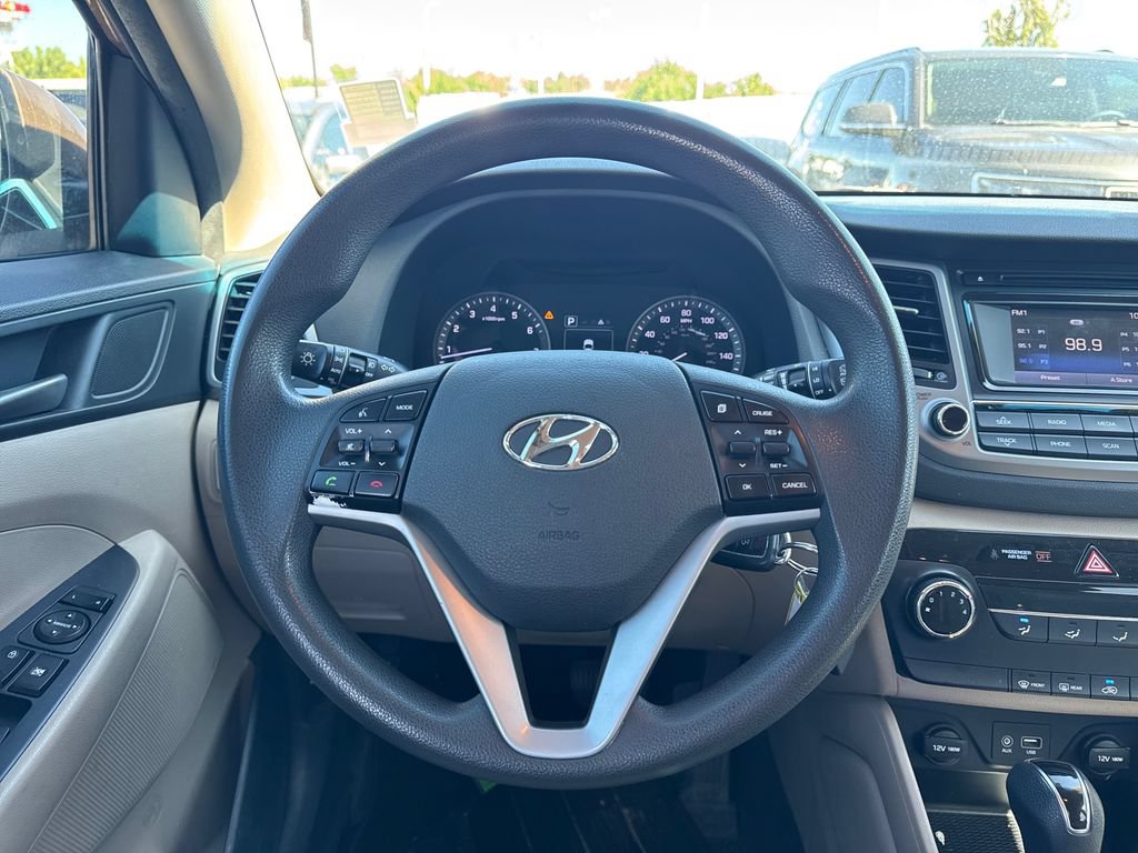 Used 2017 Hyundai Tucson SE w/ SE Popular Package 02 FWD image 15