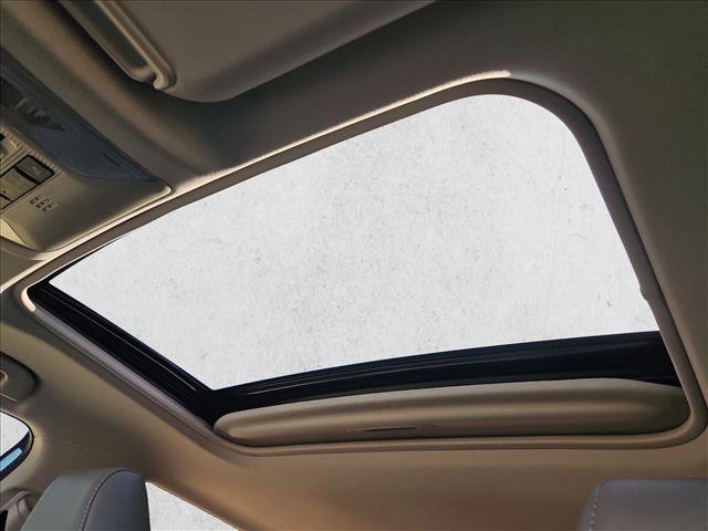 Used 2021 Toyota RAV4 XLE Premium FWD image 15