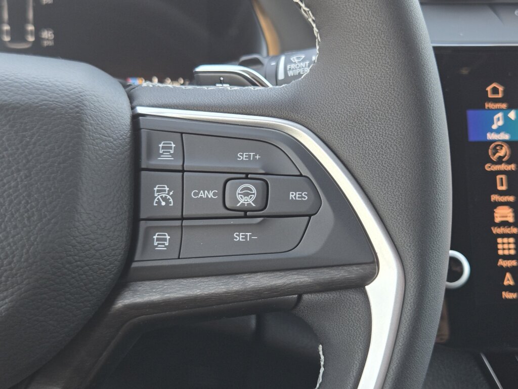 New 2026 Jeep Grand Cherokee L Altitude AWD/4WD image 21