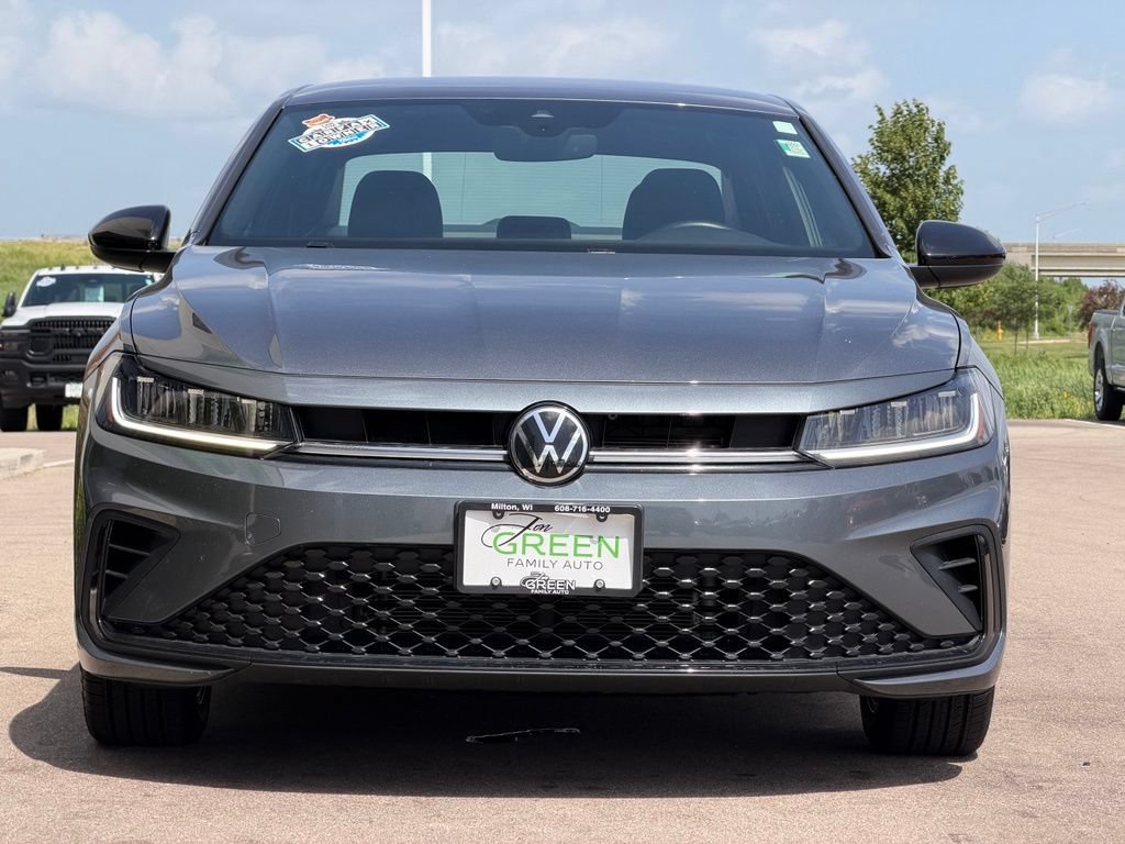 Used 2025 Volkswagen Jetta Sport FWD image 6