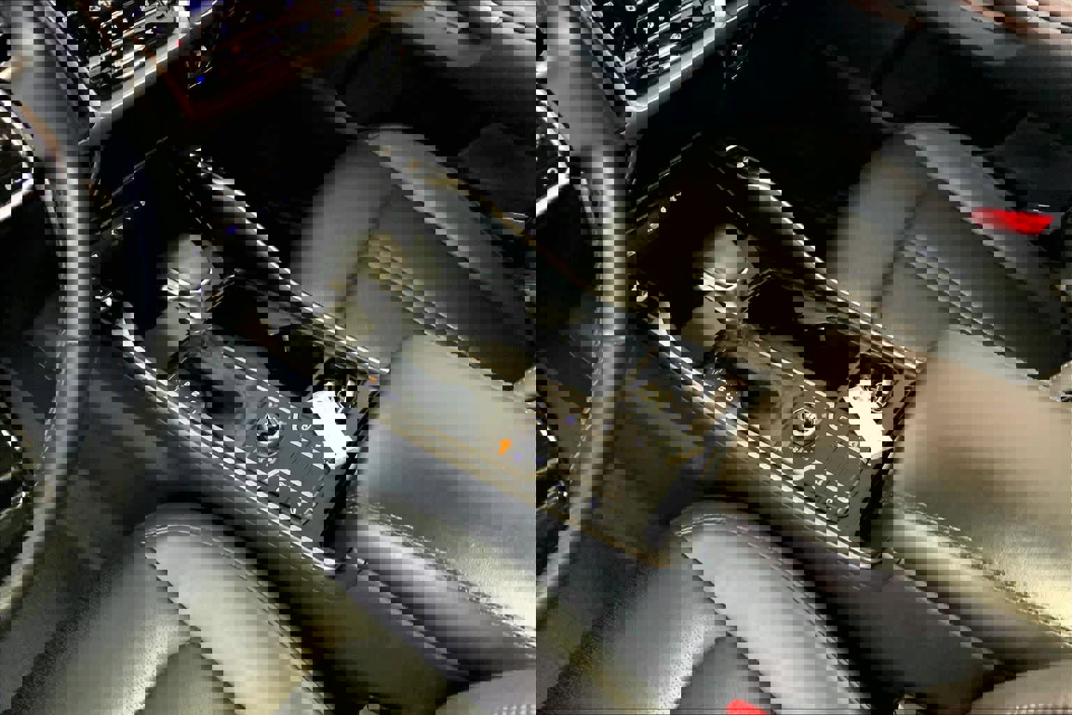 Used 2023 Kia Sorento S w/ Panoramic Sunroof Package image 17