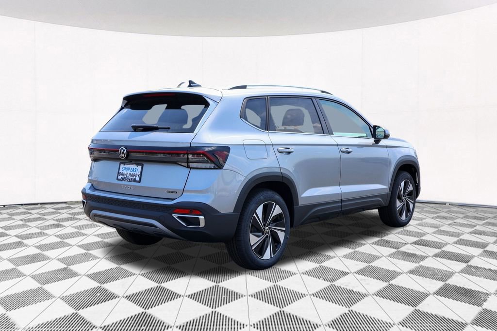 New 2025 Volkswagen Taos SE image 12