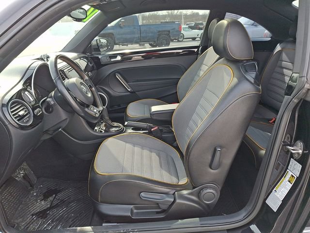 Used 2016 Volkswagen Beetle 1.8T Dune w/ Dune Technology Package image 13
