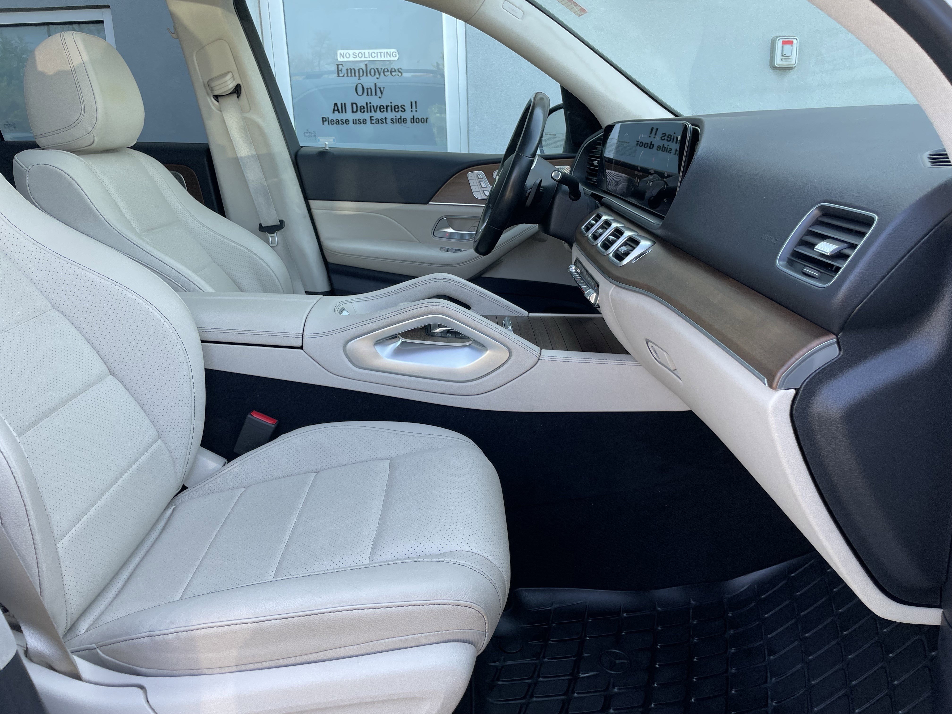 Used 2021 Mercedes-Benz GLE 450 4MATIC image 15