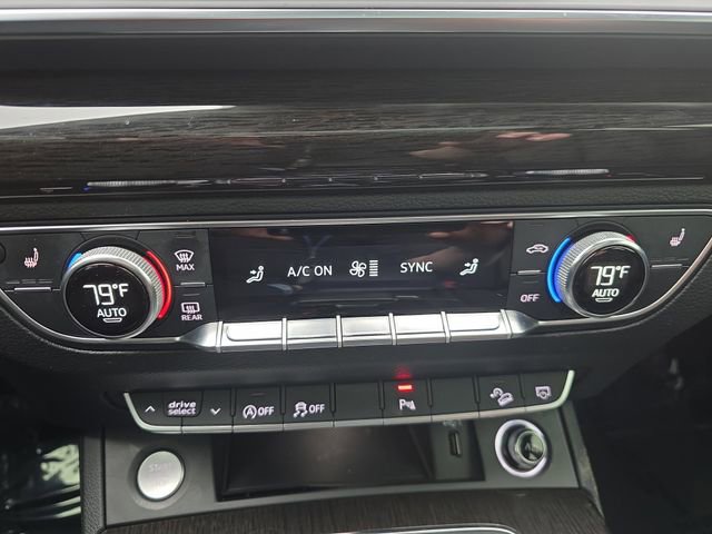 Used 2020 Audi Q5 2.0T Premium w/ Convenience Package AWD/4WD image 26