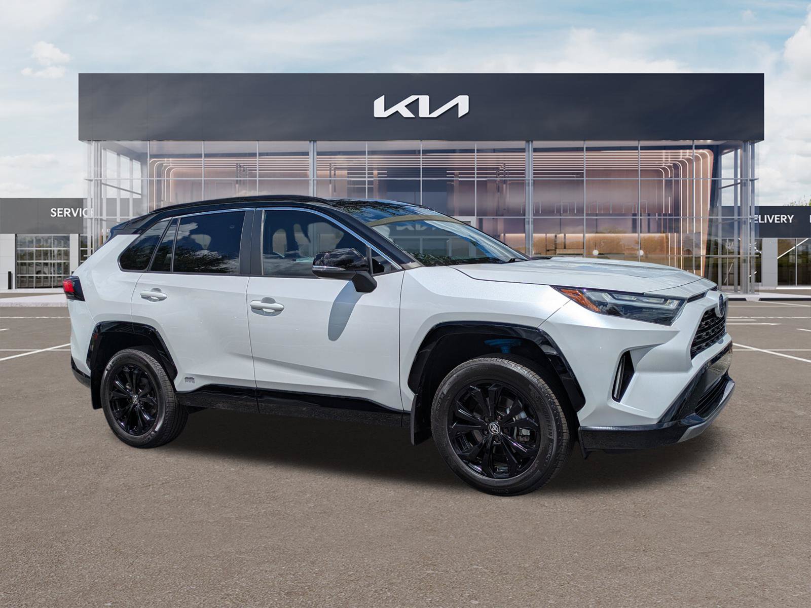 Used 2024 Toyota RAV4 XSE w/ Weather Package AWD/4WD image 1