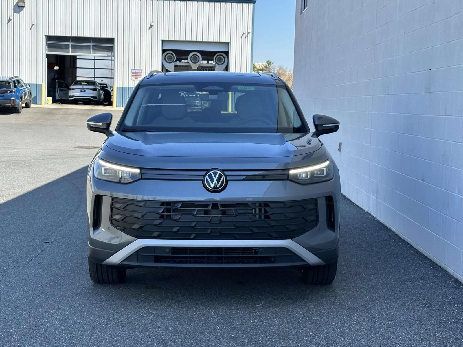 New 2026 Volkswagen Tiguan SE AWD/4WD image 9
