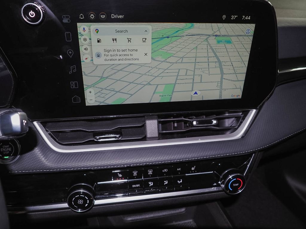 Used 2025 Chevrolet Equinox LT image 11