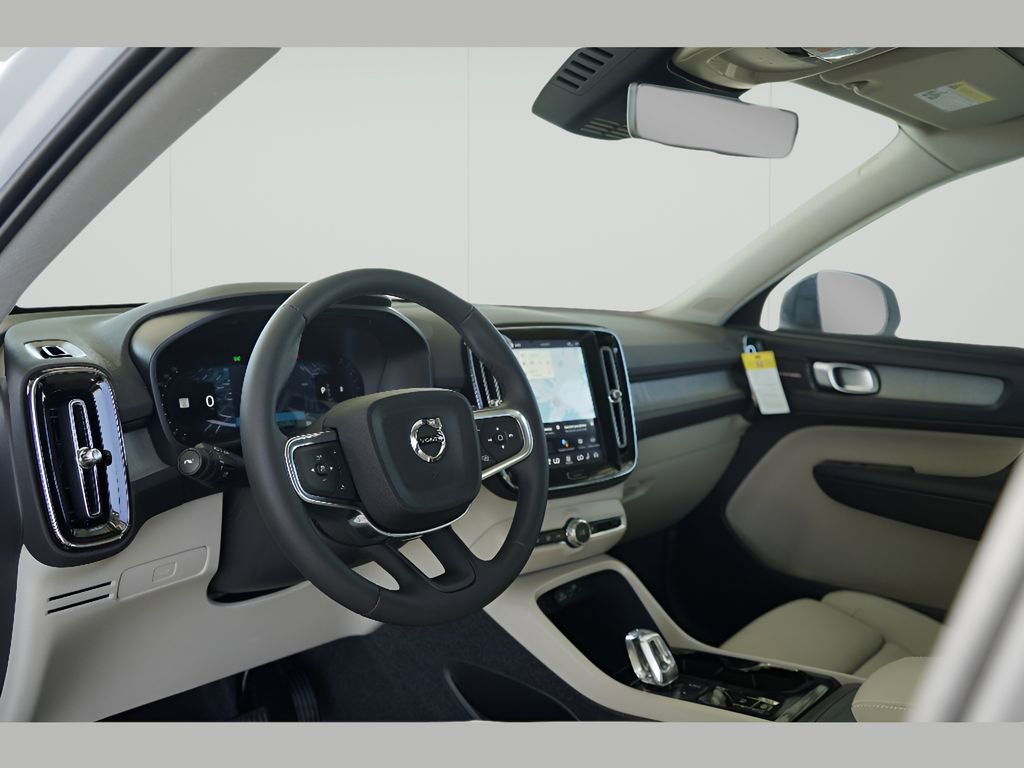 New 2026 Volvo XC40 B5 Plus w/ Protection Package image 15
