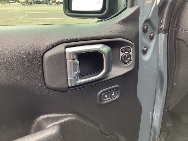New 2026 Jeep Gladiator Sport AWD/4WD image 10