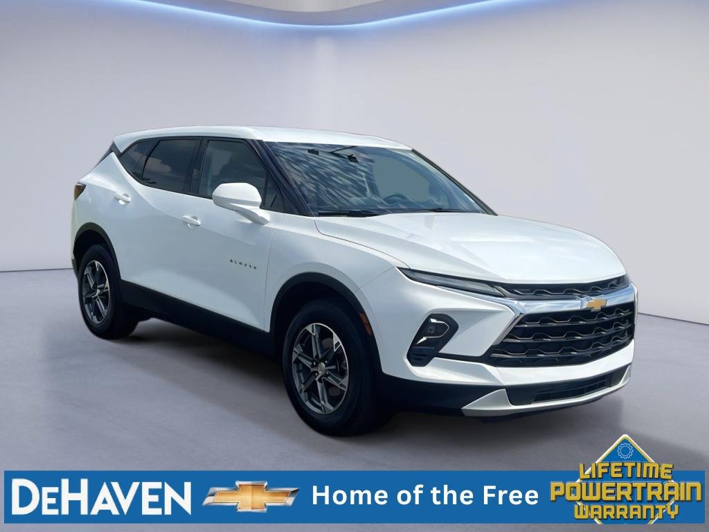 Used 2025 Chevrolet Blazer LT AWD/4WD image 8