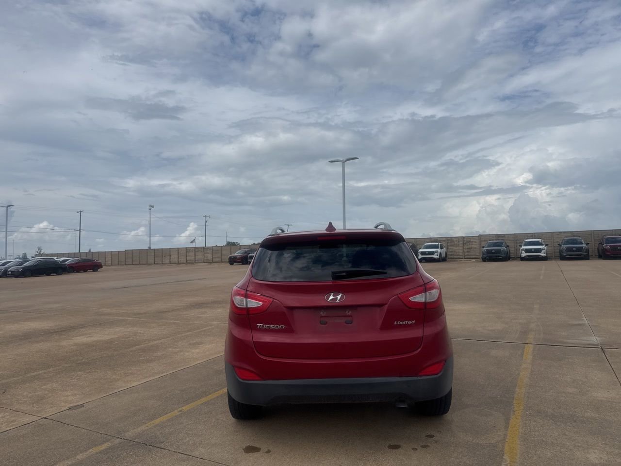 Used 2015 Hyundai Tucson Limited w/ Option Group 03 FWD image 16