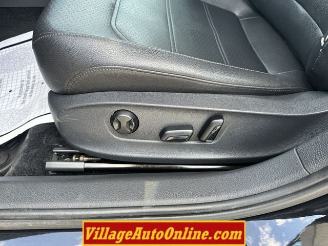 Used 2016 Volkswagen Passat 1.8T SE w/ Lighting Package (P06) FWD image 15