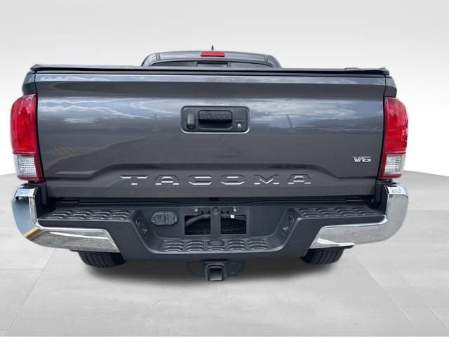 Used 2017 Toyota Tacoma TRD Off-Road w/ Tow Package image 7