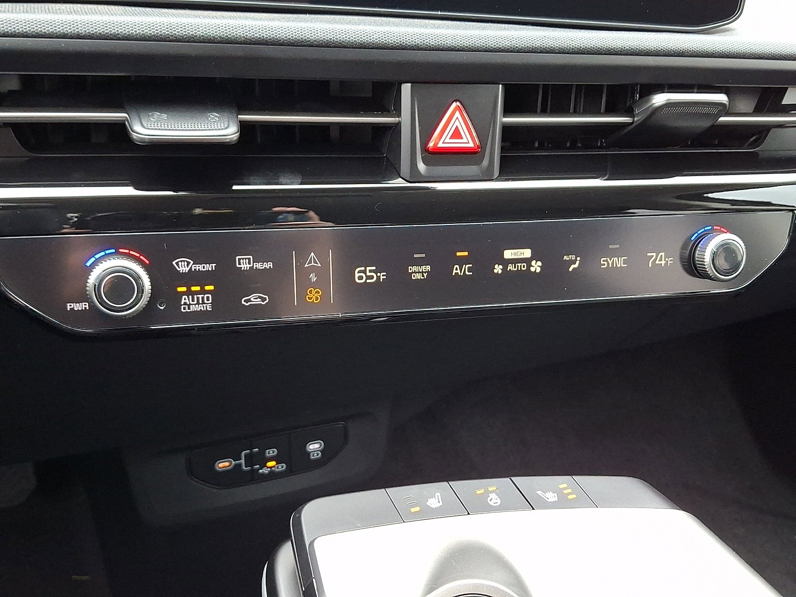 New 2025 Kia EV6 Light image 10