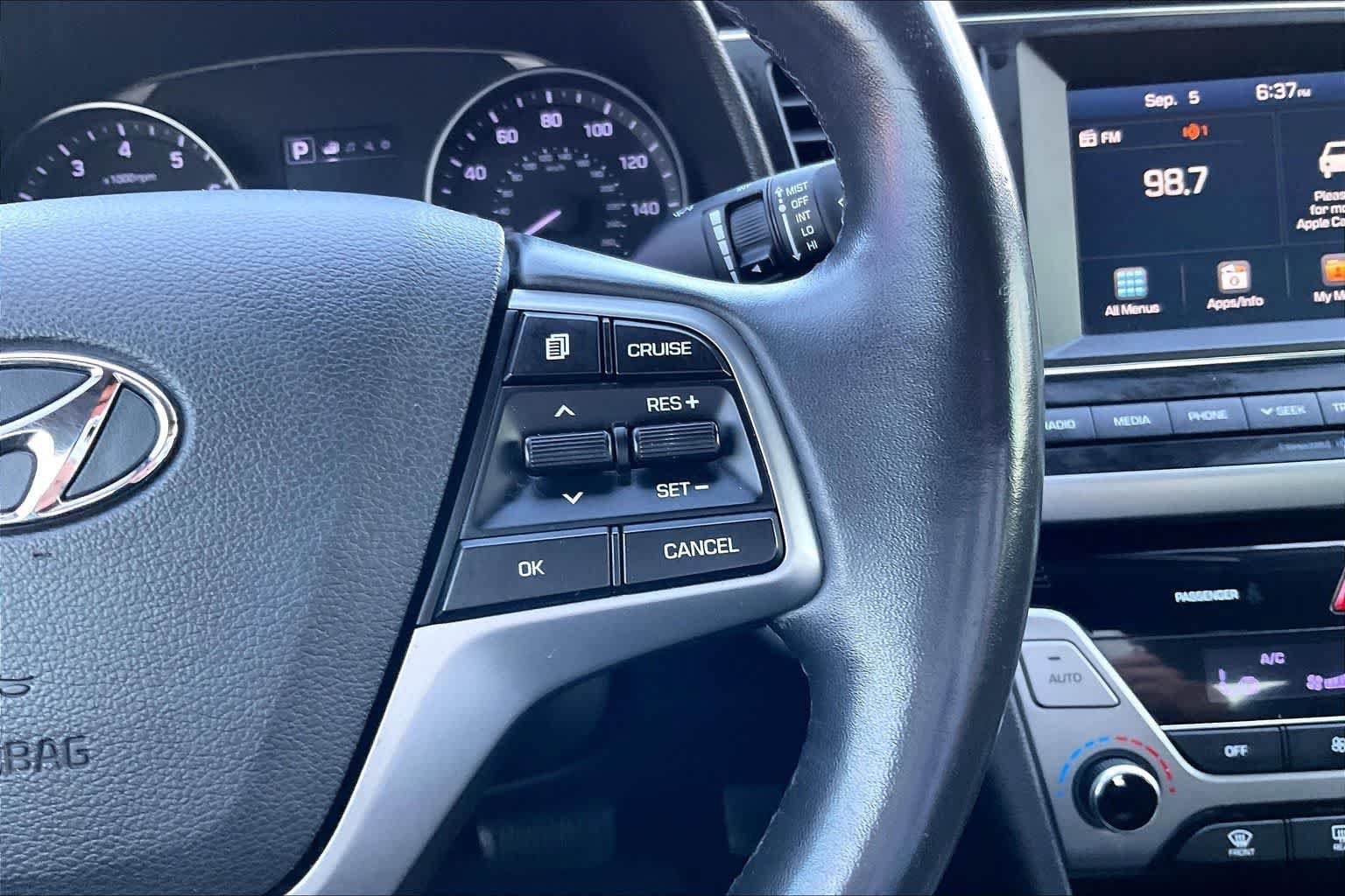 Used 2018 Hyundai Elantra Value Edition FWD image 23