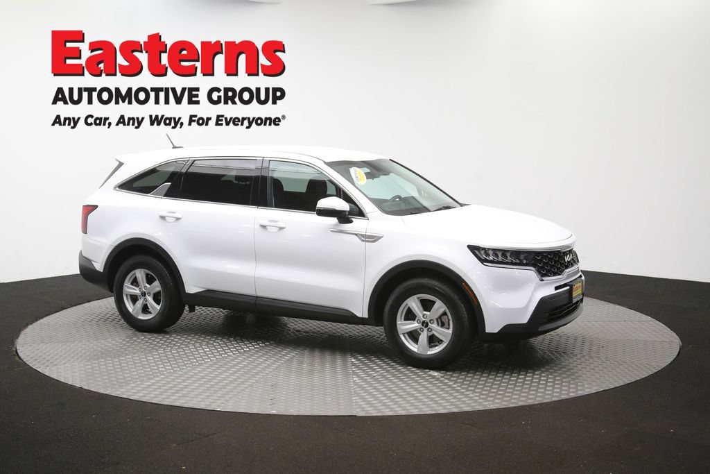 Used 2023 Kia Sorento LX FWD image 46