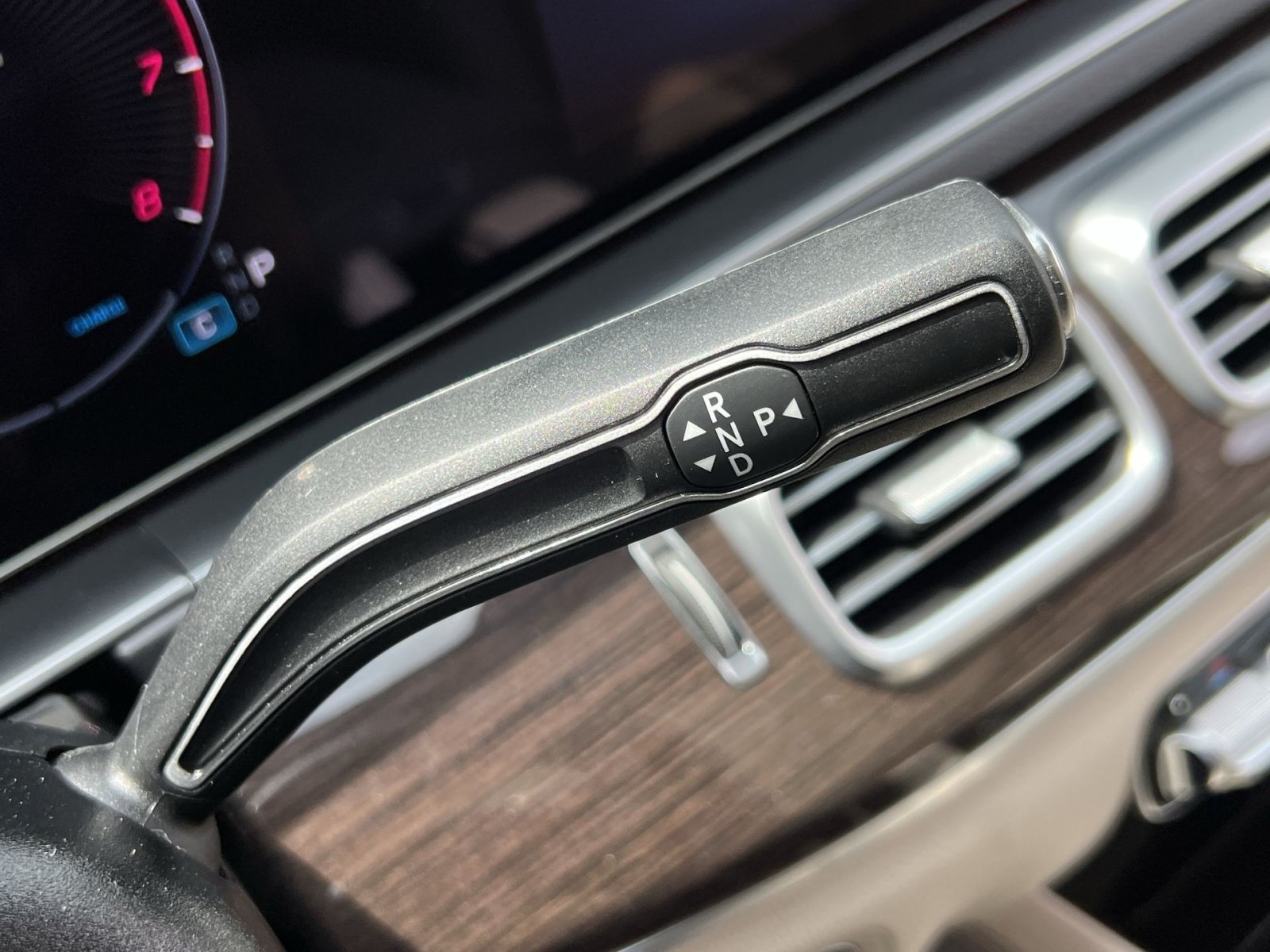 Used 2024 Mercedes-Benz GLE 350 4MATIC image 27