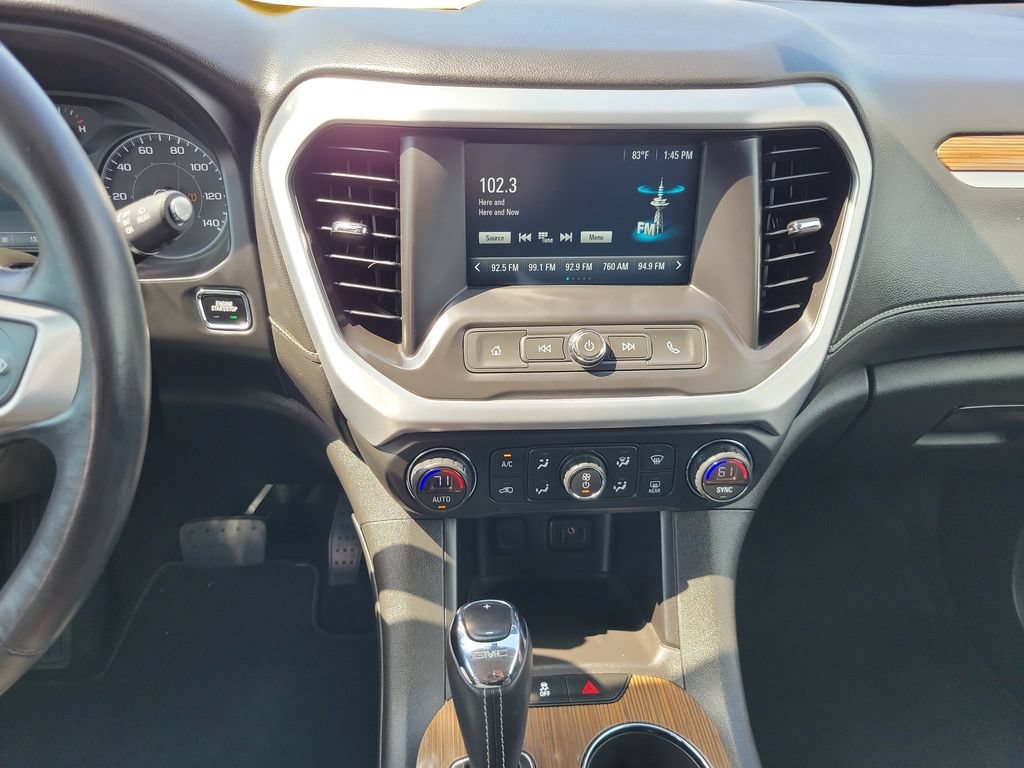 Used 2017 GMC Acadia SLE FWD image 31