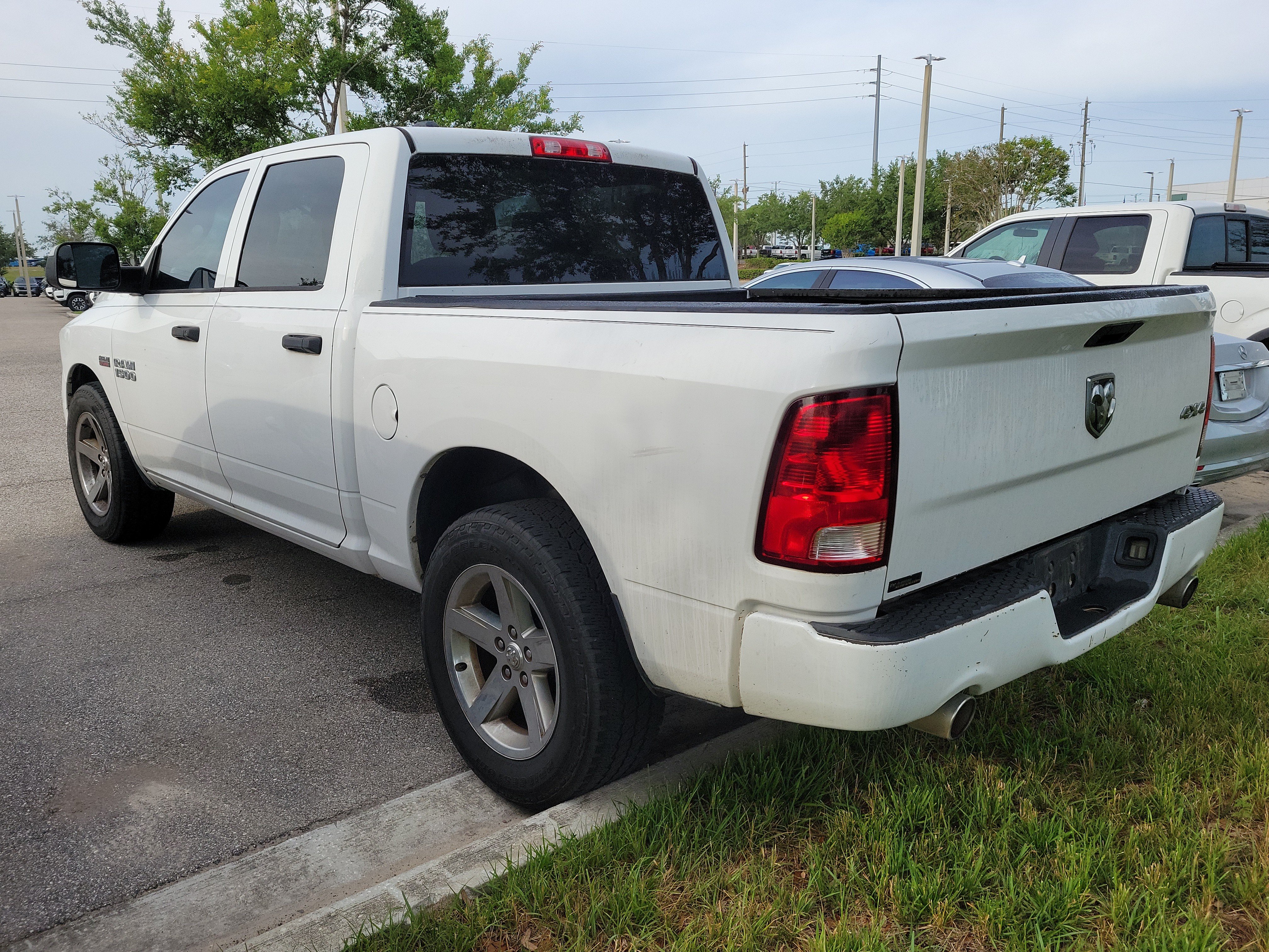 Used 2014 RAM 1500 Express AWD/4WD image 4