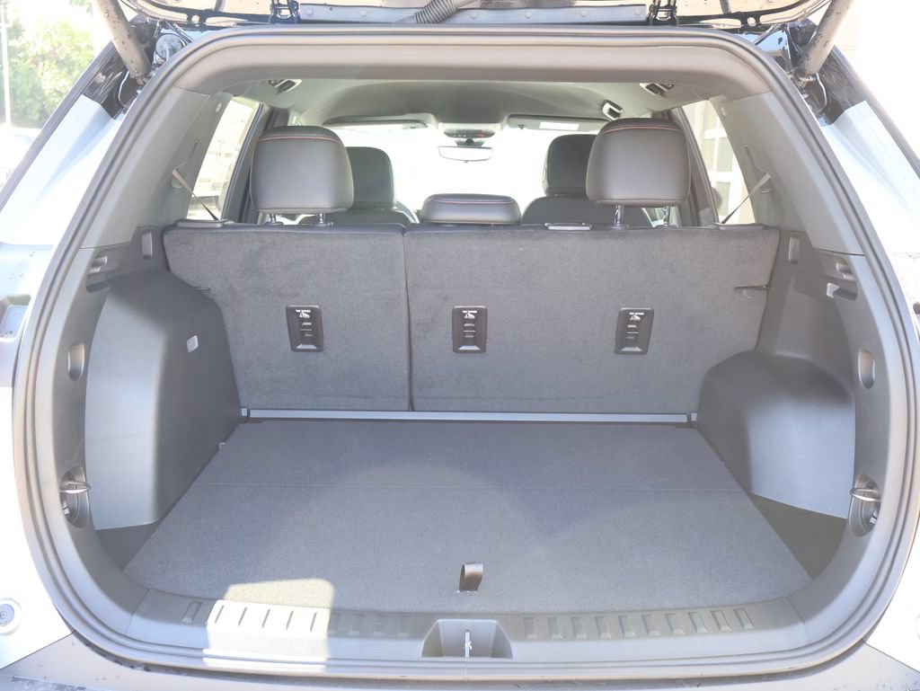 New 2027 Chevrolet Equinox RS w/ Safety and Technology Package AWD/4WD image 29