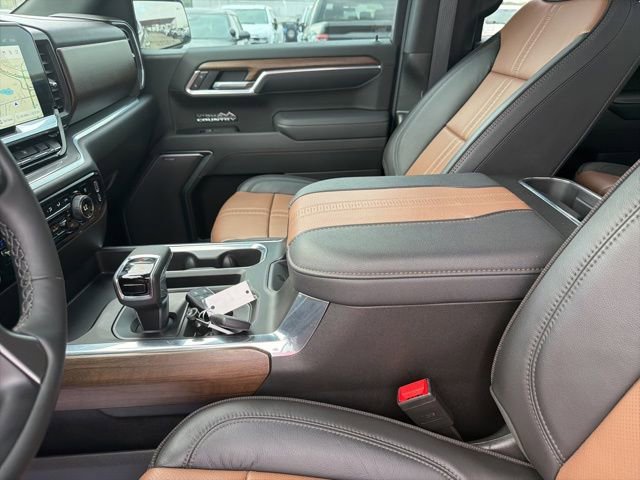 Used 2025 Chevrolet Silverado 1500 High Country w/ Technology Package image 10