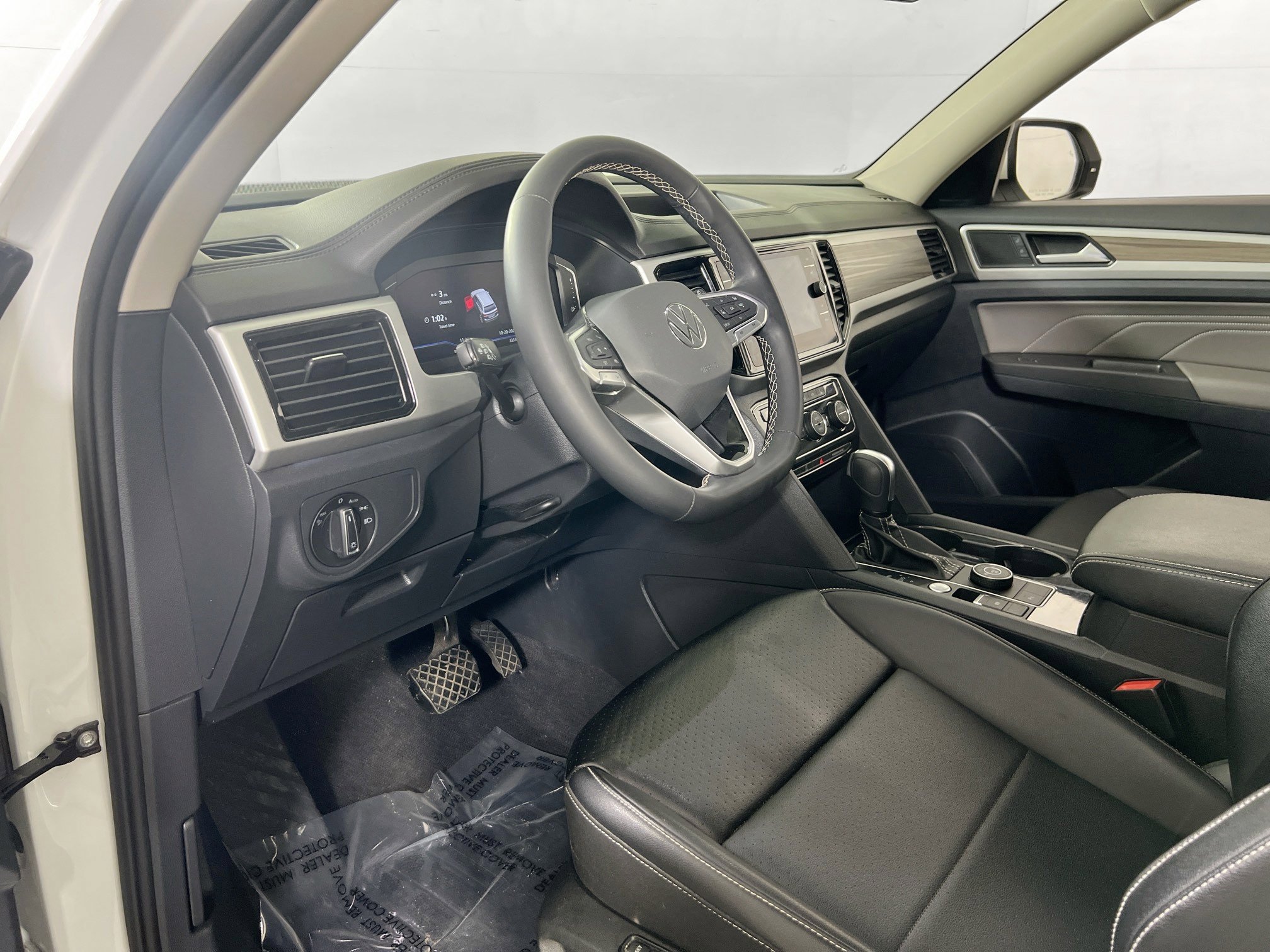 Used 2022 Volkswagen Atlas SEL image 9