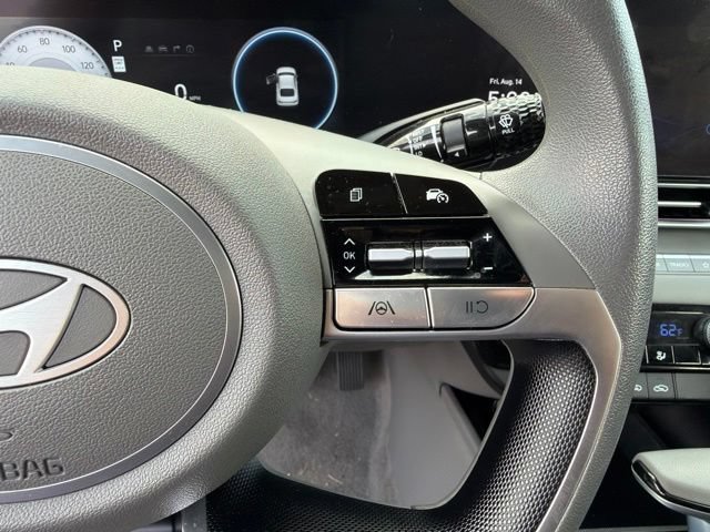 Used 2024 Hyundai Elantra SEL FWD image 24