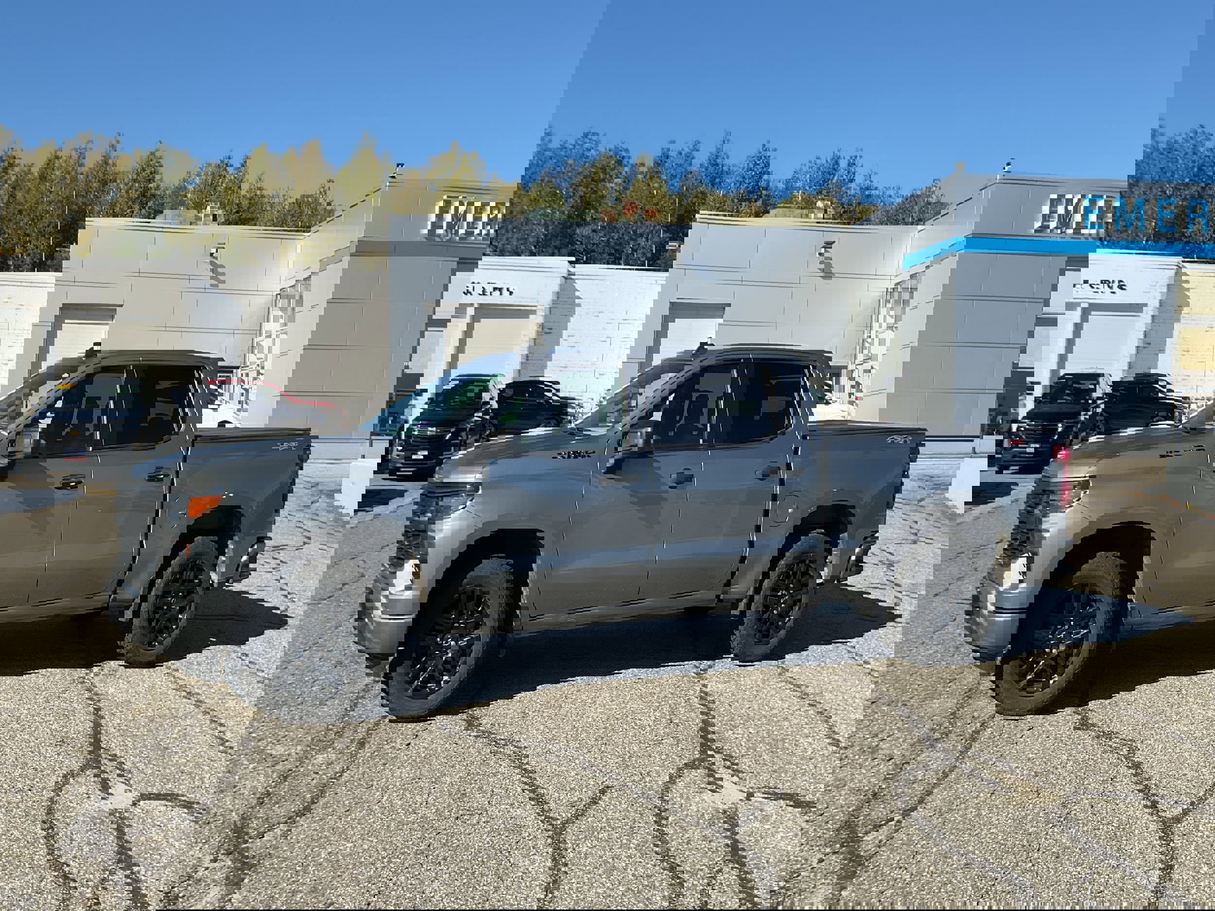 Used 2023 Chevrolet Silverado 1500 Custom w/ LPO, Dark Essentials Package image 7