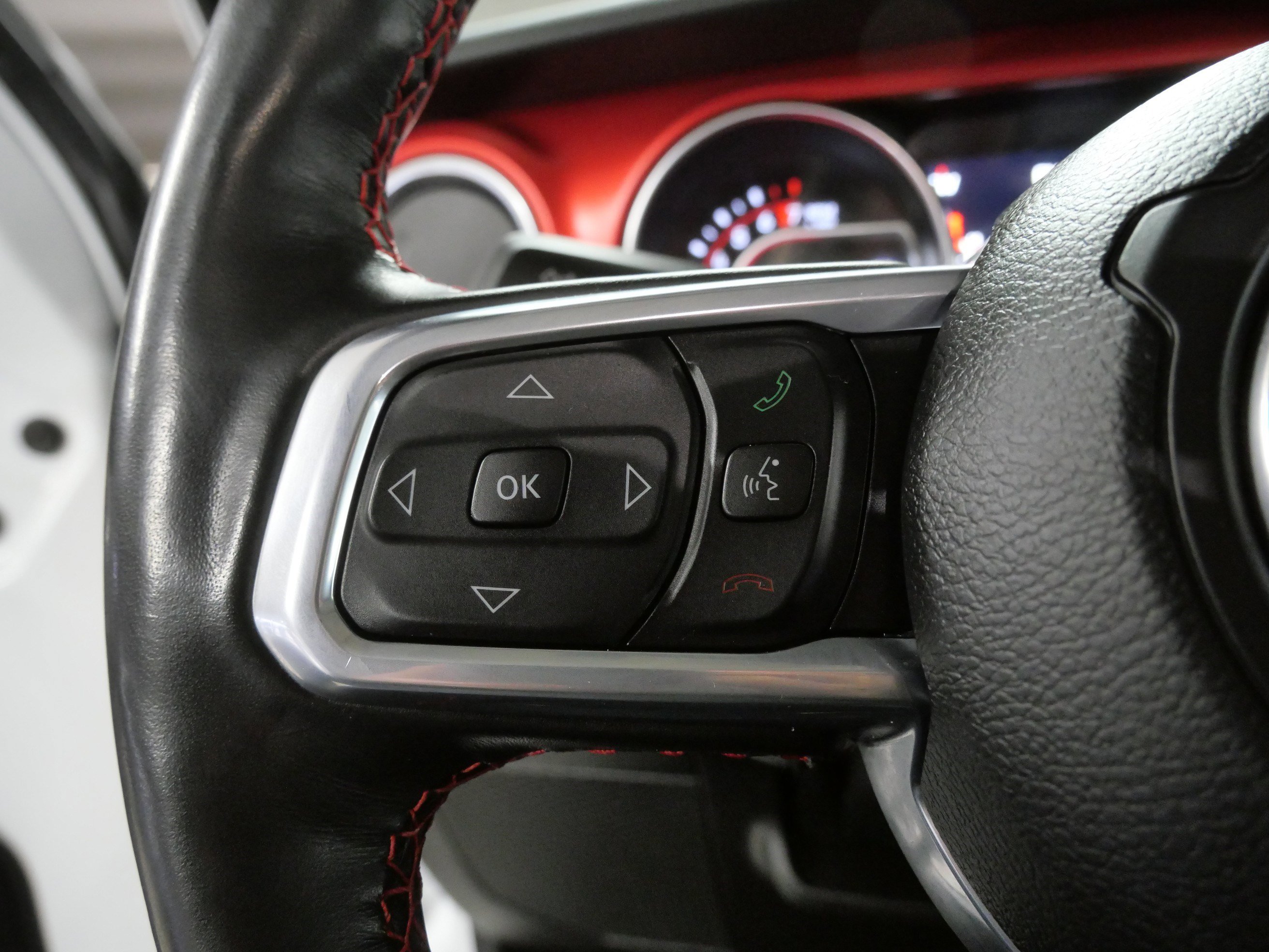 Used 2021 Jeep Wrangler Unlimited Rubicon w/ Dual Top Group image 27