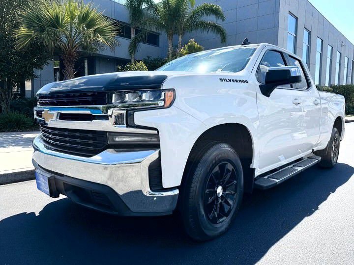 Used 2019 Chevrolet Silverado 1500 LT w/ All-Star Edition image 9