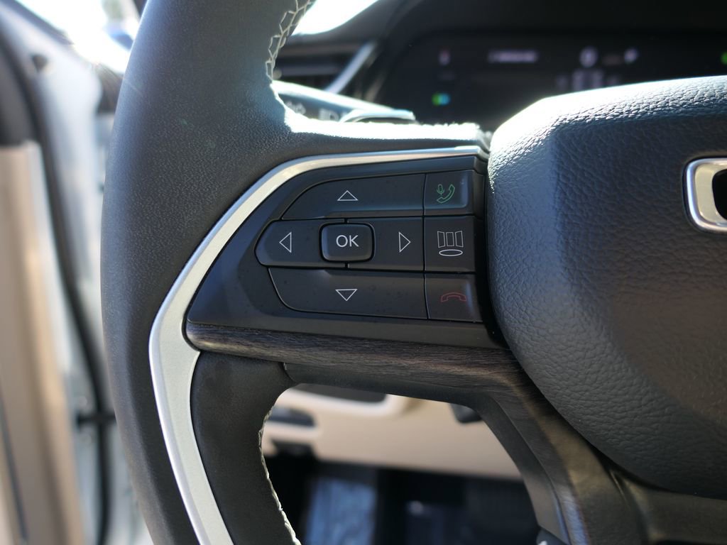 Used 2022 Jeep Grand Cherokee Limited 4xe w/ Luxury Tech Group II image 12