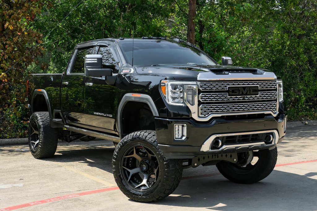 Used 2023 GMC Sierra 2500 Denali w/ Denali Black Diamond Edition image 9