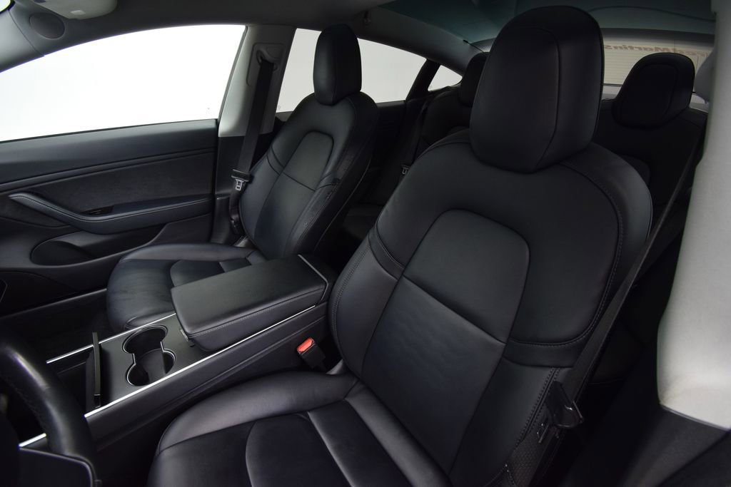 Used 2018 Tesla Model 3 Long Range image 16