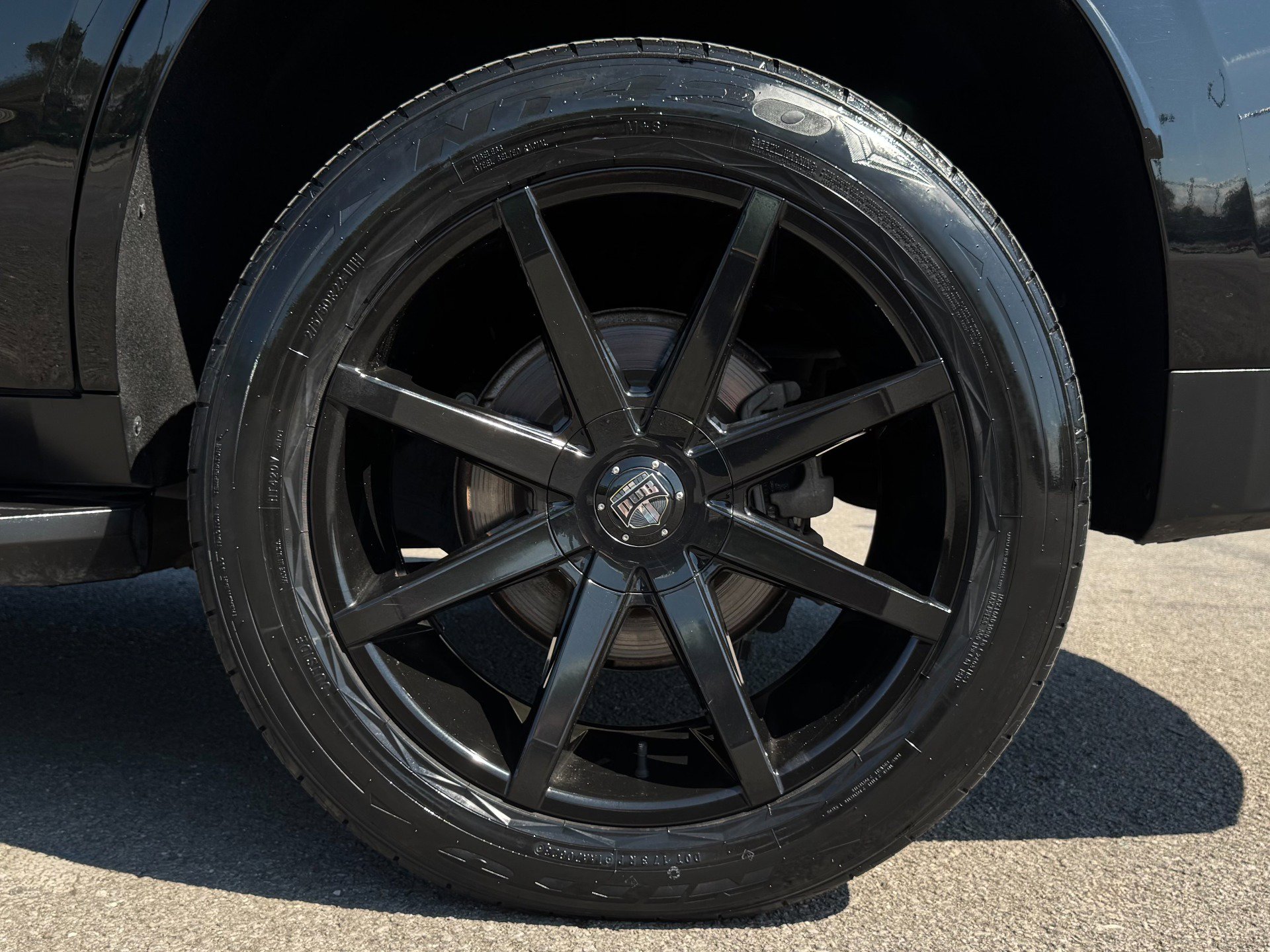 Used 2021 Chevrolet Tahoe LT image 18